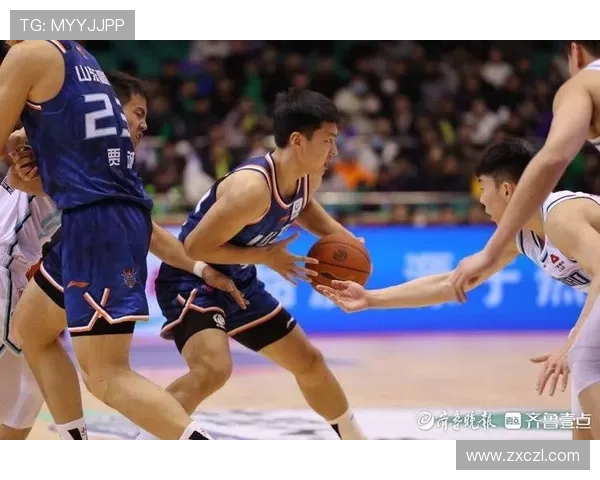 山东高速鏖战全场展现团队实力奋勇拼搏掀起篮球赛场激情风暴