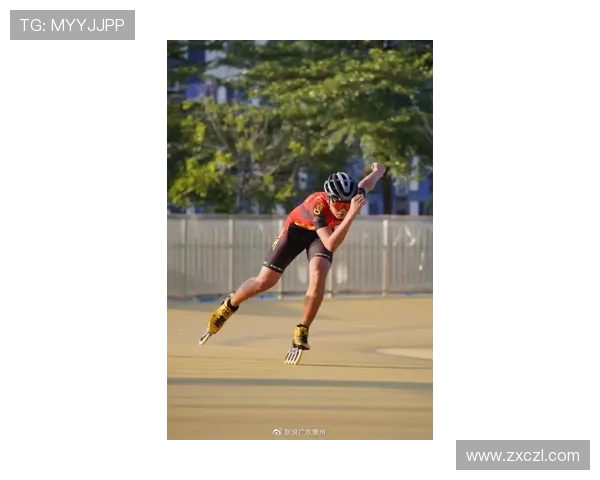 重庆滑板队的团队协作之旅：滑板巨献背后的默契与激情